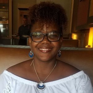 Meet your Posher, Shakara